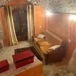 Lägenhet Storico A Valle San Martino Di