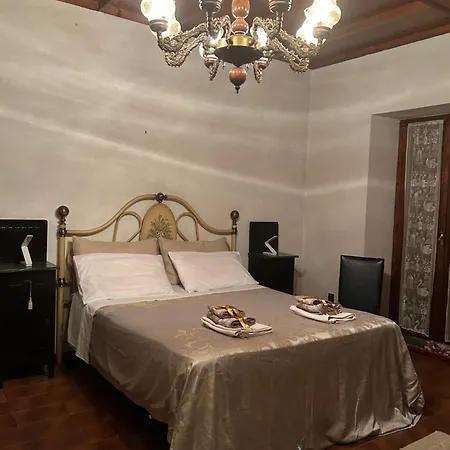 Storico A Valle San Martino Di *