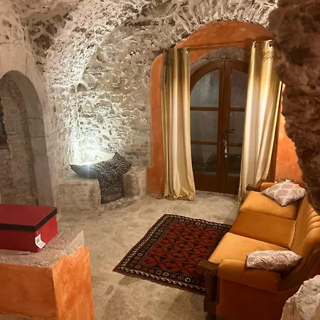 Storico A Valle San Martino Di Spoleto