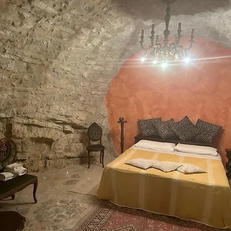 Storico A Valle San Martino Di Spoleto